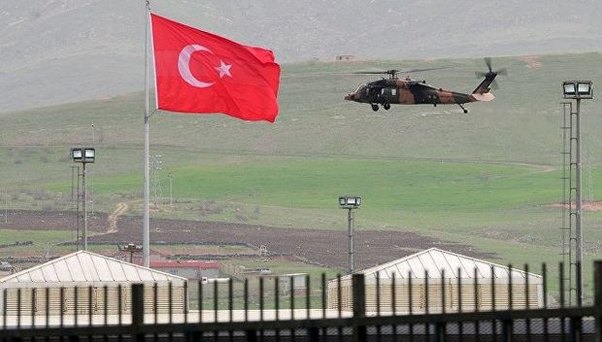 Türkiyədə hərbi helikopter qəzaya uğrayıb: