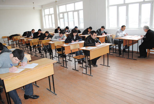 V ixtisas qrupu üzrə qəbul imtahanı keçirilir