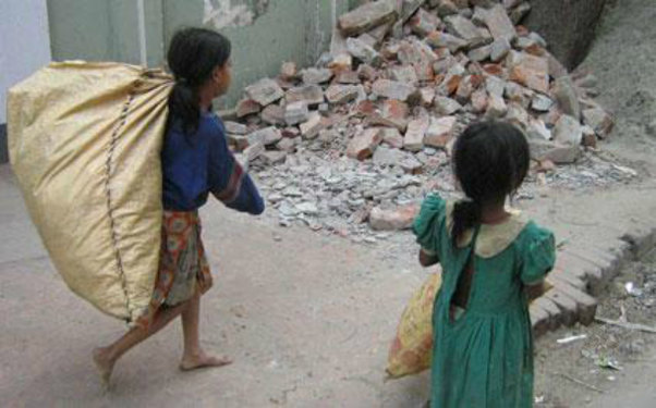 Küçə uşaqlarının çoxalmasına səbəb nədir?