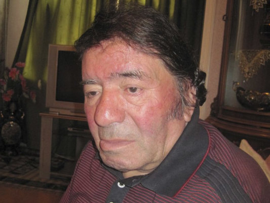 Tanınmış şairin səhhəti pisləşdi
