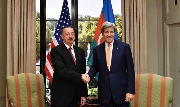 Kerridən İlham Əliyevə zəng: Qarabağı müzakirə etdilər