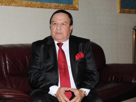 XALQ ARTİSTİ ÇOX SƏRT DANIŞDI