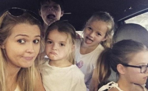 Rəfiqəsi üçün hamilə qaldı, möcüzə baş verdi