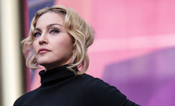 Madonnadan dünyaya çağırış