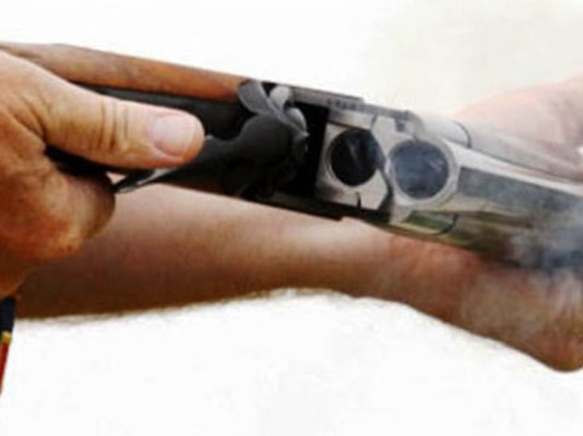 İtə güllə atdı..