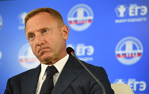 Putin təhsil və elm nazirini dəyişir