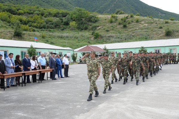 Nəsimi rayon ictimaiyyəti cəbhə bölgəsində xidmət edən əsgərlərlə 26 İyun- Silahlı Qüvvələr gününü  qeyd etdilər