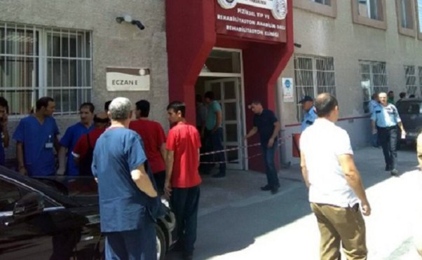 Türkiyədə universitetdə atışma