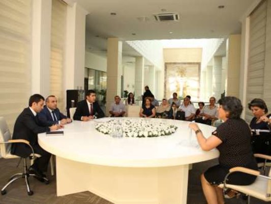 Azay Quliyev seçiciləri ilə növbəti görüşünü keçirdi