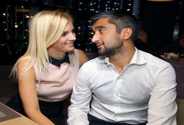 Səmədovun həyat yoldaşı Rusiyanın oyununu sona qədər izləyə bilmədi