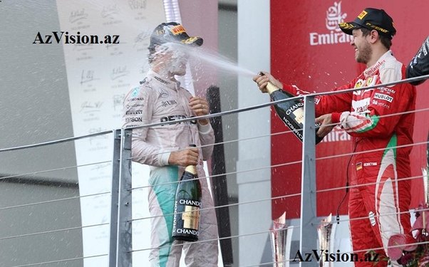 Pilotların qələbə sevinci