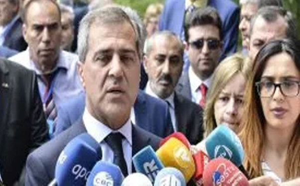 Qurultay qurtardı, Azərbaycan unuduldu