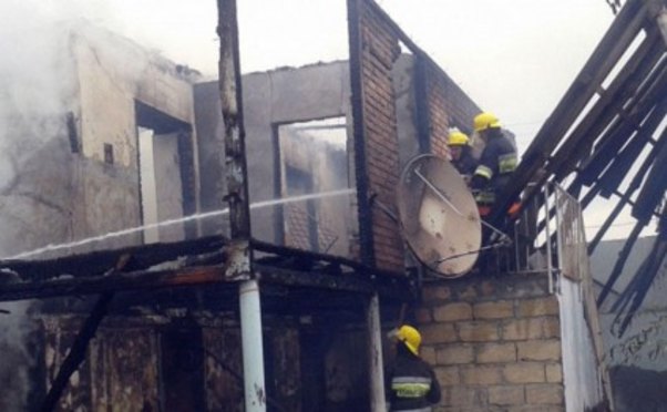 Ucar sakini yaşadığı evi yandırdı