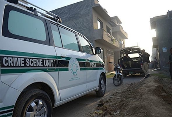 Sevdiyinə ərə getmək istədiyi üçün qardaşı tərəfindən