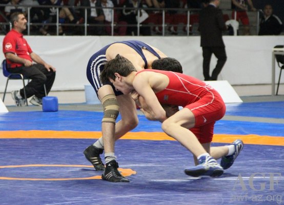 Güləşçilərimiz Batumidə 9 medal qazanıblar