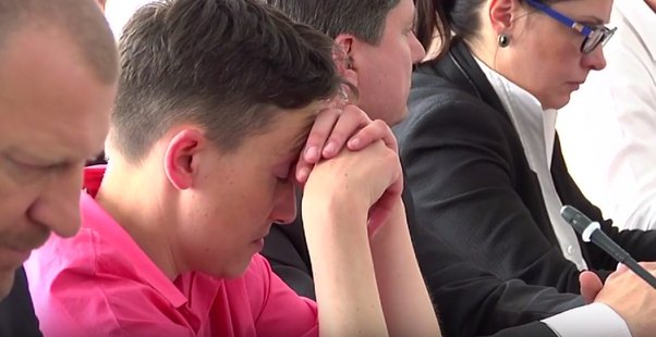 Savçenko Ali Radanın iclasında yatdı