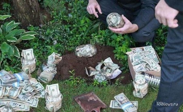 Sabiq nazir 8,5 milyon dolları basdırarkən