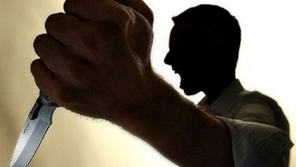 Bakıda şagird şagirdi bıçaqladı