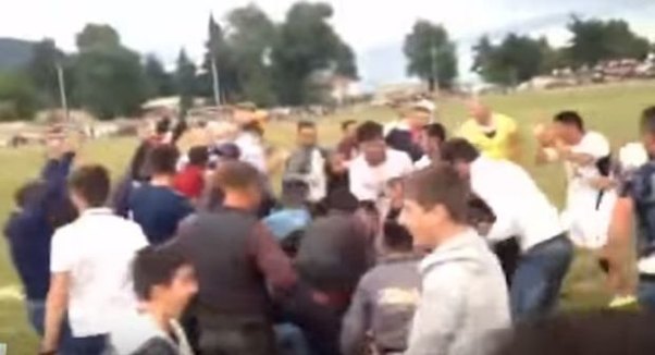 Oğuz azarkeşləri avropalı fanatlardan geri qalmır - VİDEO