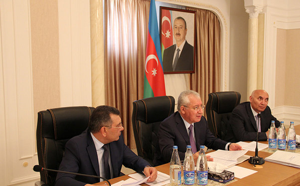 Baytarlıq Nəzarəti Xidmətinin üç vəzifəli şəxsi işdən çıxarılıb