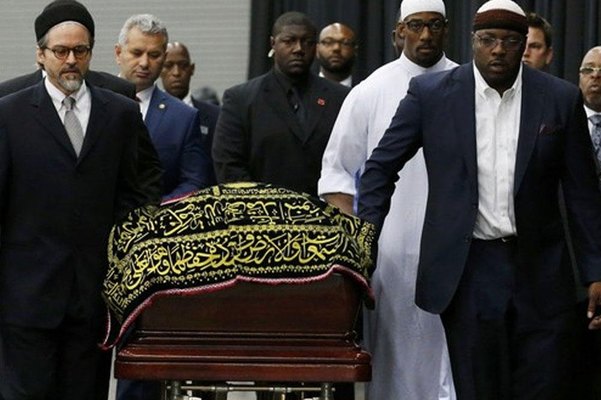 Məhəmməd Əli ilə vida mərasiminə 14 min nəfər qatıldı