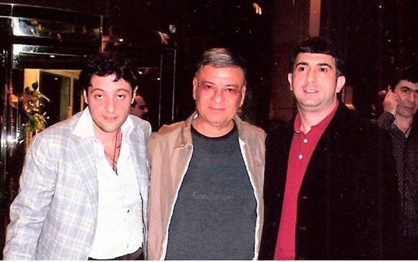 Rus mətbuatı Rövşənin niyə öldürüldüyünü