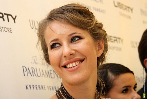 Kseniya Sobçak təyyarədə qalmaqal yaratdı