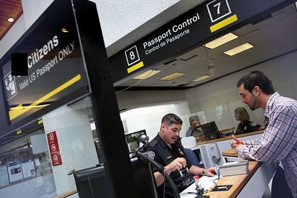 Azərbaycan viza rüsumlarını 2 qat endirir