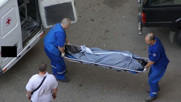 Bakıda usta damdan yıxılaraq öldü