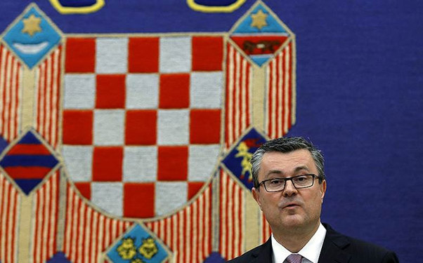 Xorvatiyada baş nazirin istefaya göndərilməsi üçün imza toplanır