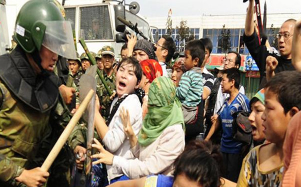 Çində uyğurlara yeni təzyiq növü