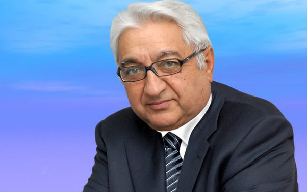 Arif Paşayev təltif olundu