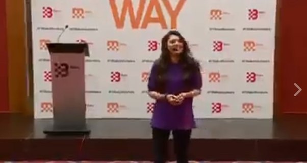 Sosial şəbəkələrdə təhqir olunan könüllü qız xəstəxənaya aparıldı