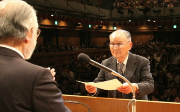 Dünyanın ən yaşlı məzunu elmi dərəcə almaq istəyir
