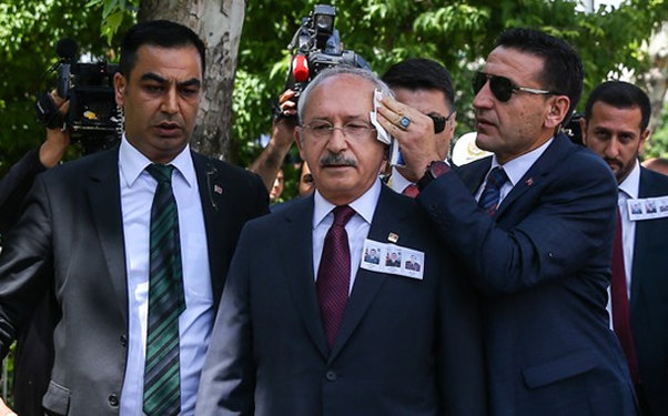 Kılıçdaroğluna silahlı hücumu FETÖ öz üzərinə götürdü