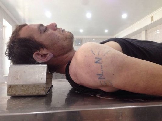 Polis bulvarda intihar edən şəxslə bağlı əhaliyə müraciət etdi