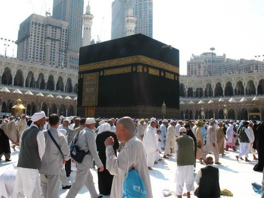 Azərbaycanda kreditlə Həcc ziyarəti təklif olundu