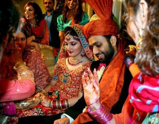 Paksitanda yeni təklif: Ər arvadını döyə bilər