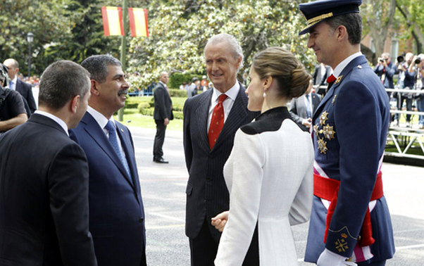 Zakir Həsənov kral və xanımı ilə görüşdü