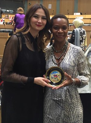 Millət vəkili Q.Paşayeva Montserrat Qanunverici Assambleyasının sədri Shirley Osbourne MLA ilə görüşdə Qarabağdan danışıb.