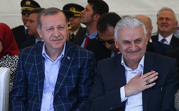 Ərdoğan və Binəli Yıldırım xanımları ilə