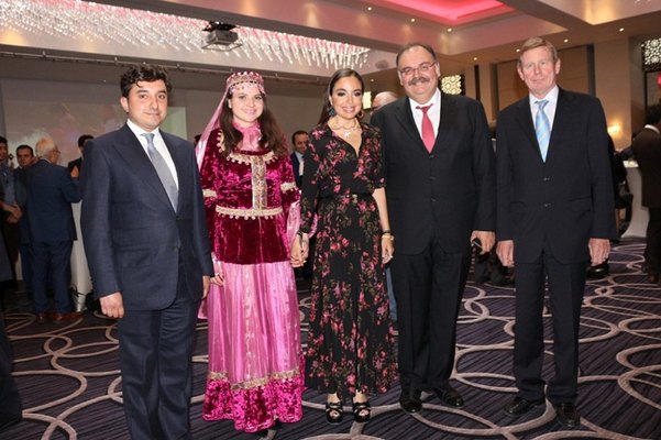 Leyla Əliyeva Londonda rəsmi ziyafətdə