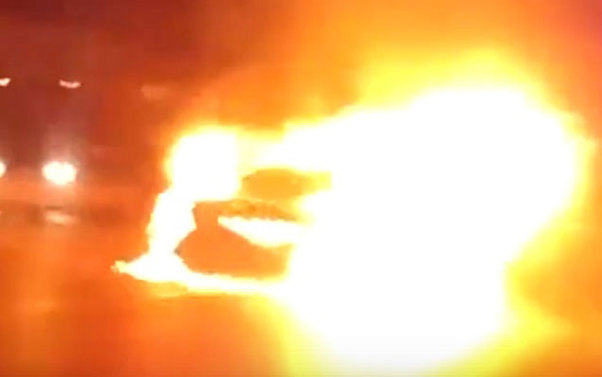 Bakıda “BMW” belə yandı