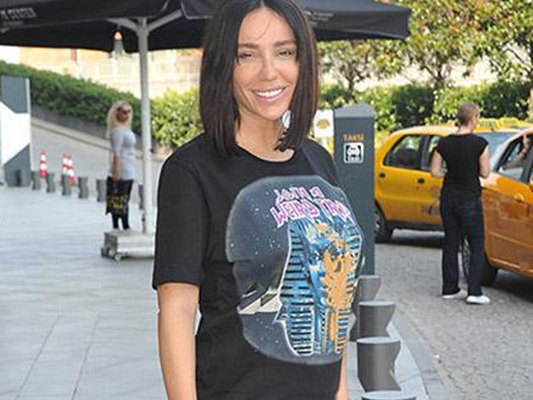 4 aylı hamilə olan müğənni