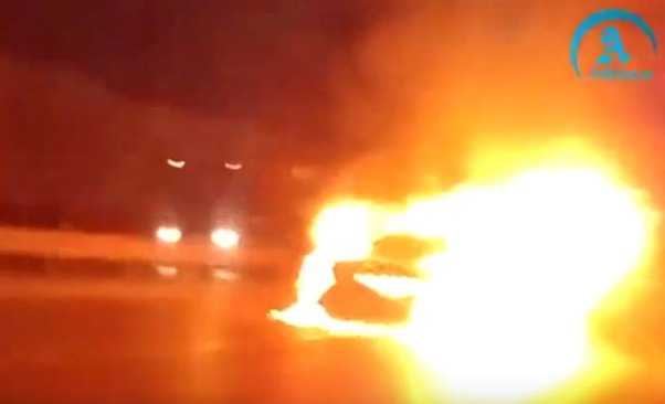 Bakıda “BMW” belə yandı
