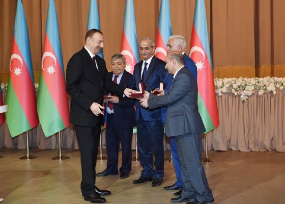 Prezident onları mükafatlandırdı