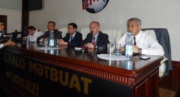 “Azərbaycan mətbuatında multikulturalizm” mövzusunda seminar keçirildi