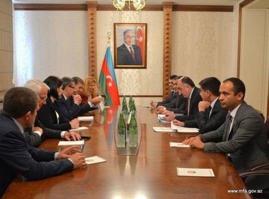 Elmar Məmmədyarov İtaliya Senatının nümayəndə heyətini qəbul edib