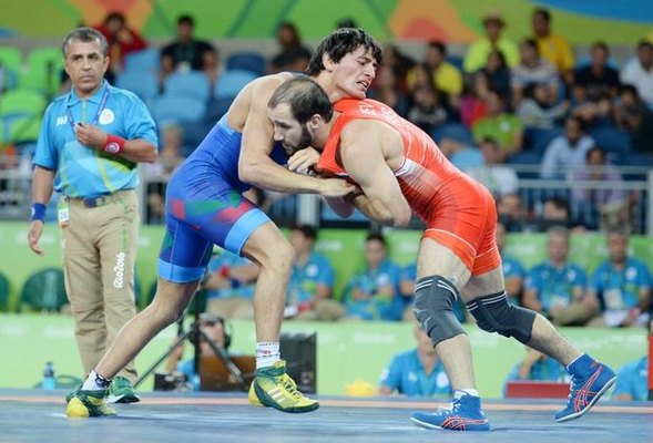 Rəsul Çunayev erməni rəqibinə məğlubiyyətinin səbəbini açıqladı