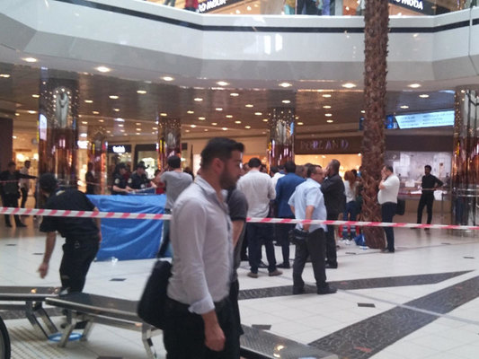 Alış-veriş mərkəzində FACİƏ: ölən var